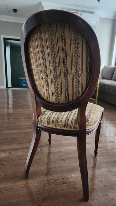 продаю силос: Ремонт перетяжка стулья, уголок, пуфик, кушетка, ремонт корпусной