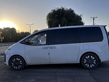 sprinter bazar: Hyundai Staria: 2021 г., 3.5 л, Газ, Минивэн — 7