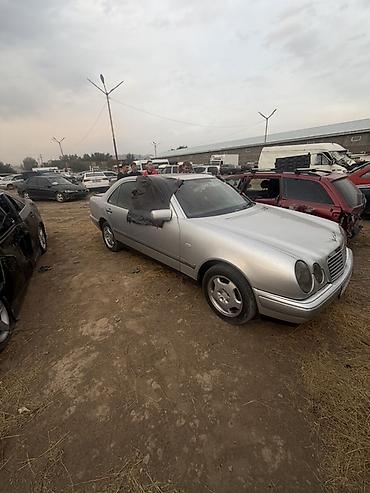 Продажа авто: Mercedes-Benz E-Class: 1995 г., 3.2 л, Автомат, Бензин, Седан — 2
