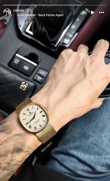 џепни сат: Universal Geneve Gilt Shadow Ellipse Cal. 2-66, iz 1970ih, izuzetno — 1