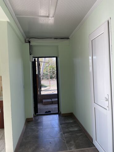 продаю дом стрельникова: Квартира берилет жер тамдан условясы менен. Дареги Нижний Ала Арча ул