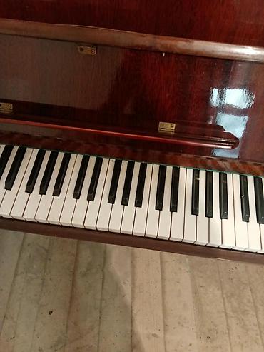куплю пианино бу: Upright piano – aqaq marka (korpusda loqo görünür) - Korpus: qəhvəyi — 7