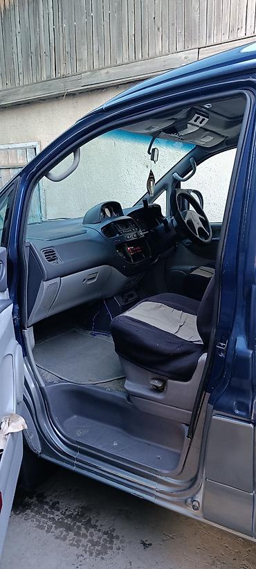 Другие автомобили: Срочно продаю машину Митсубиси спейс Гир год 98 объем 2,4 газ — 7