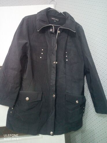 кожа куртка: Женская куртка XL (EU 42), цвет - Черный