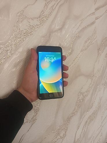 Apple iPhone: IPhone 8 Plus, 64 GB, Qara, Barmaq izi, Simsiz şarj, Face ID — 1