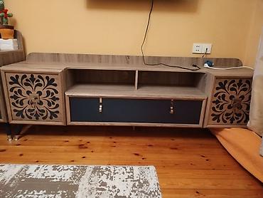 Мебель для дома: Klassik-modern üslubda dəst: komod + iki güzgü paneli və TV stendi - — 2