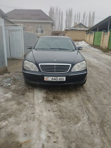 уна тетиктер: Mercedes-Benz C-Class: 2004 г., 5 л, Автомат, Бензин, Седан