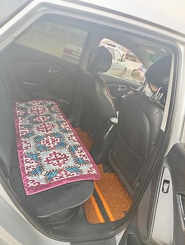 Hyundai: Hyundai Tucson: 2010 г., 2 л, Автомат, Дизель, Кроссовер — 4