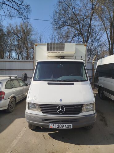 чип для авто: Жеңил жүк ташуучу унаа, Mercedes-Benz, Стандарт, 3 т, Колдонулган