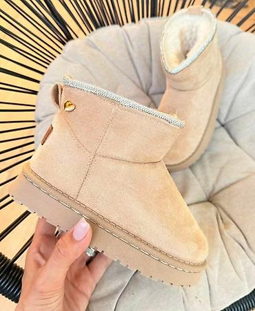 ruzna deca: Ugg dečije čizmice NOVO Novo Brojevi 25 do 36 fb Moja Kupovina 1 — 3