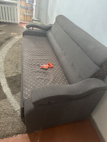 советский мебель: Модулдук диван, түсү - Күрөң, Колдонулган