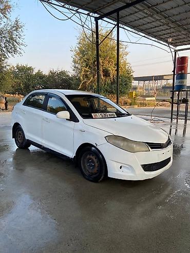 aion n60: Chery Very: 2012 г., 1.5 л, Механика, Бензин, Седан — 2