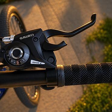 velosiped cross: 29 ölçüdür aliminium ramadır yüngüldür heç bir problemi yoxdur 1 — 7