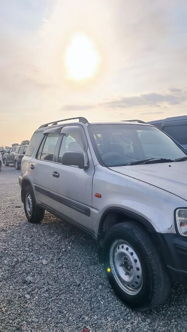 срочно продается машина: Honda CR-V: 1996 г., 2 л, Автомат, Бензин, Кроссовер