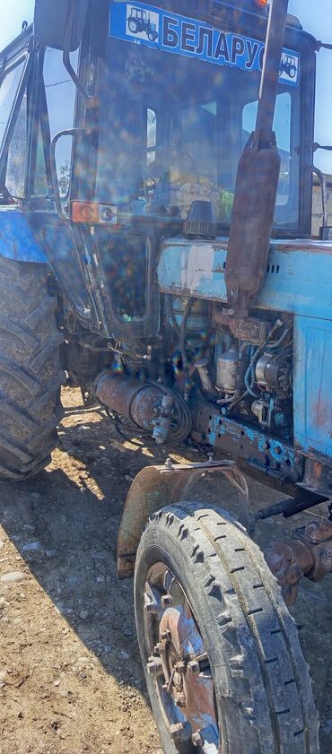 Traktorlar: Belarus MTZ tipli traktor - Korpus: kabinəli, mavi-qara rəng sxemi — 7