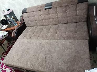 sofa: Прямой диван, Б/у — 2