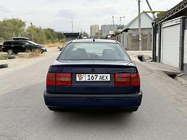 Volkswagen: Volkswagen Passat: 1994 г., 1.8 л, Механика, Бензин, Седан — 5