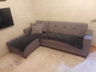 sofa: Künc divan, İşlənmiş, Açılmayan, Bazalı, Çatdırılma yoxdur