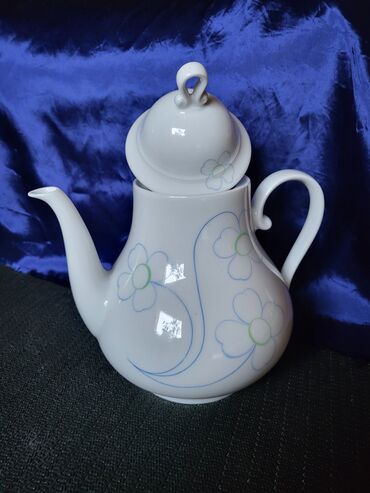 Čajnici: Bokal nov Johann Seltmann Bavaria,Mocartova forma 70te. Redak bokal na lalafo.rs — 3 Čajnici: Bokal nov Johann Seltmann Bavaria,Mocartova forma 70te. Redak bokal — 3