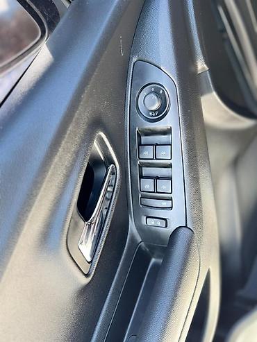 Chevrolet: Chevrolet Trax: 2020 г., 1.6 л, Автомат, Дизель, Кроссовер — 16