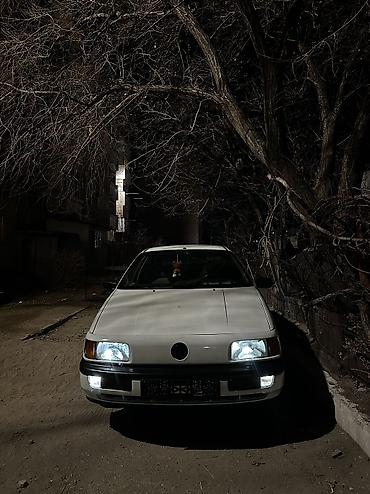 Volkswagen: Volkswagen Passat: 1991 г., 1.8 л, Механика, Бензин, Седан — 1