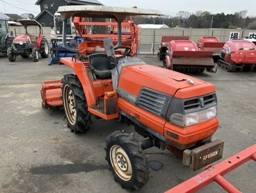 Мини-тракторы Kubota: Мини трактор 350 минден башталат. янмар, исеки кубота, митсубиси at lalafo.kg — 8 Мини-тракторы Kubota: Мини трактор 350 минден башталат. янмар, исеки кубота, митсубиси — 8