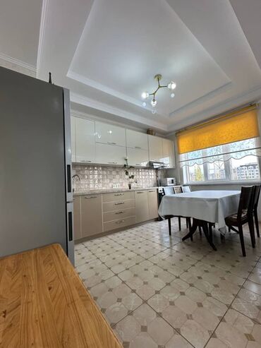 квартира в военно антоновке: 3 комнаты, 78 м², Элитка, 5 этаж, Косметический ремонт