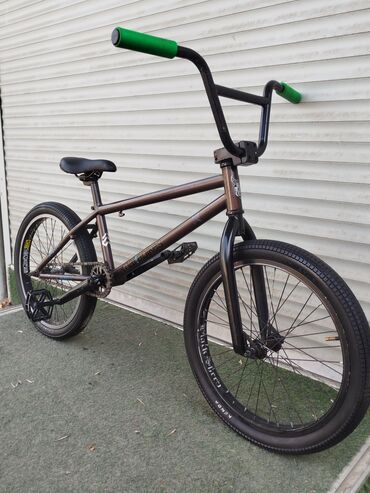 зеркало на гигант: BMX велосипед