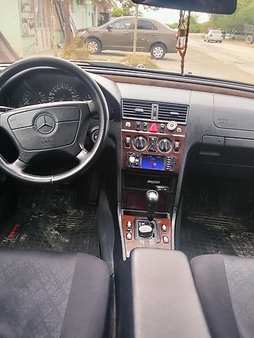 ford transit v347: Mercedes-Benz C-Class sedan (W202) – gümüşü rəng Texniki — 5