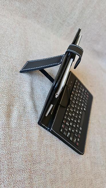 Tableti: Samsung Galaxy Tab sa futrolom i tastaturom - Ekran oko 8 inča — 14