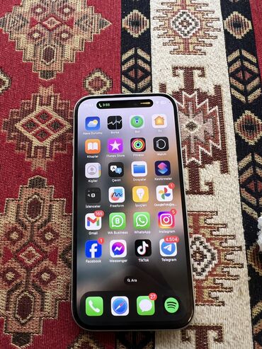 Apple iPhone: IPhone 16, 128 GB, White Titanium, Zəmanət, Face ID