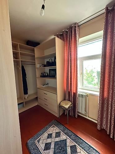 Продажа коттеджей и домов: 🏡 Продается просторный дом в престижном районе Кок-Жар 📍 Локация — 10