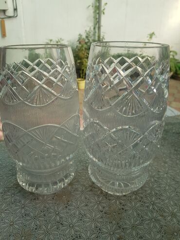 ваза стеклянная: Хрустальные советские пара 1500 сом