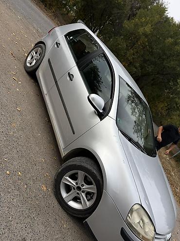 Volkswagen: Volkswagen Golf V: 2004 г., 1.4 л, Кол менен иштөөчү, Бензин, Хетчбек — 4