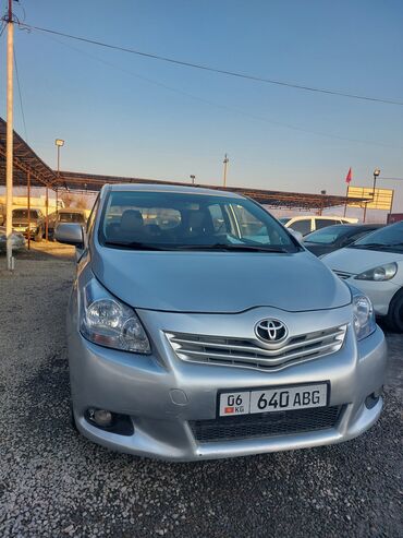 купить диски на авто бишкек: Toyota Corolla Verso: 2009 г., 1.6 л, Механика, Бензин