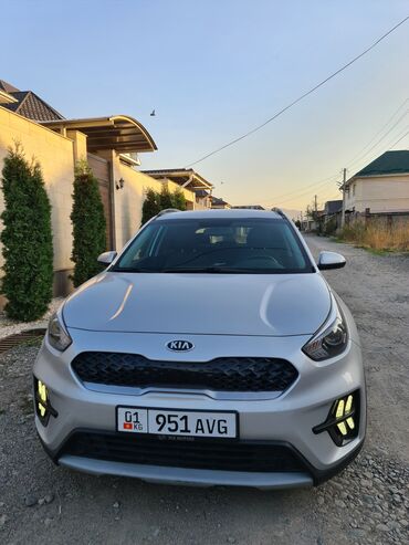 беспроводная зарядка для машины: Kia Niro: 2020 г., 1.6 л, Автомат, Гибрид, Кроссовер