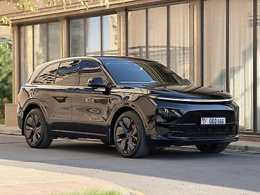 low ll: Lixiang L6: 2024 г., 1.5 л, Автомат, Электромобиль, Кроссовер — 2