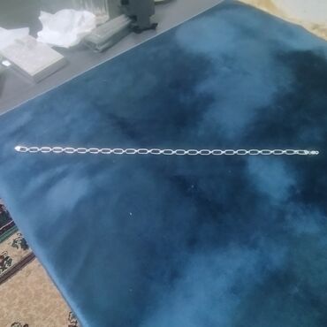 beş qaş üzüklər: Gümüş rəngli zəncir – iri halqalı dizayn - Material: metal ərintisi