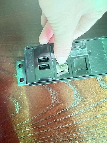 портативные зарядные станции: Розетка, С USB, Встроенные — 3