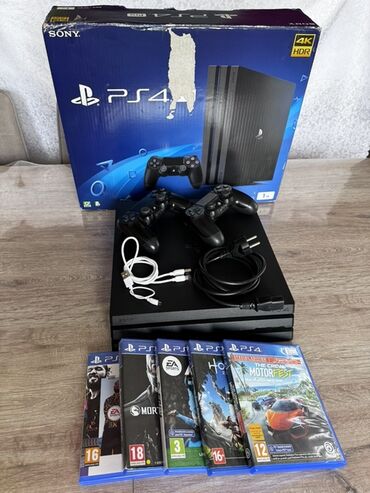 PS4 (Sony PlayStation 4): Игровая консоль Sony PlayStation 4 Pro в комплекте с двумя