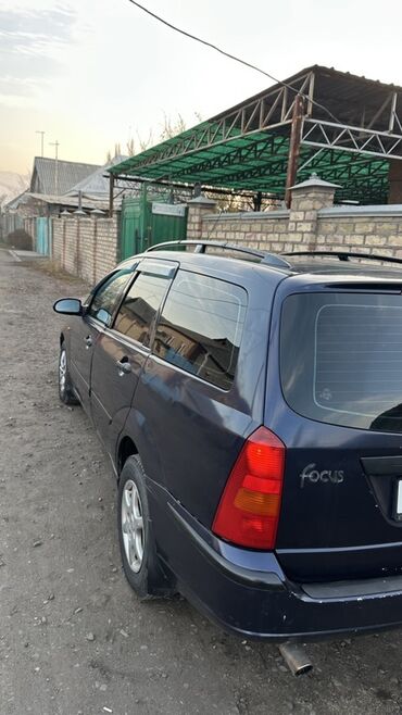 Ford: Ford Focus: 2003 г., 1.6 л, Механика, Бензин, Универсал — 5