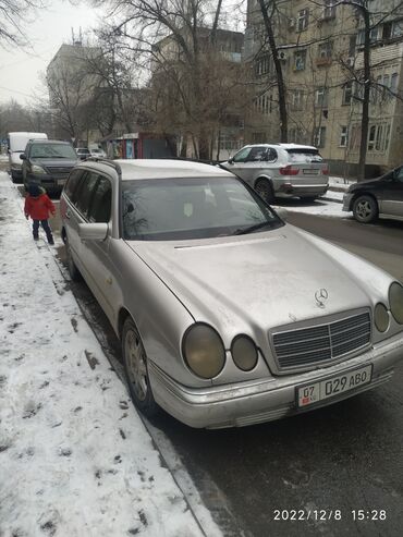 Вента 1998 - Кыргызстан: Mercedes-Benz E-Class: 2.9 л | 1998 г. | Универсал