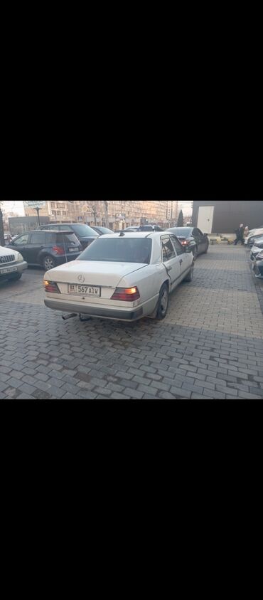 Mercedes-Benz: Mercedes-Benz W124: 2.5 л, Механика, Дизель, Седан