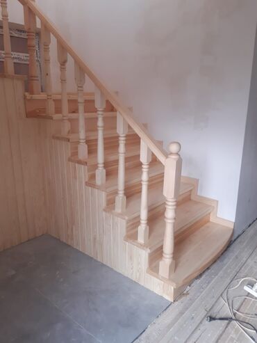 Digər tikinti materialları: Taxta pilləkən — 6