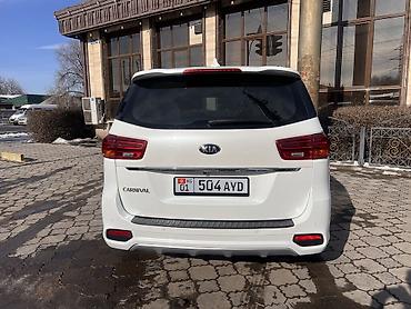 Kia: Kia Carnival: 2018 г., 2.2 л, Автомат, Дизель, Минивэн — 3