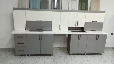 mətbəx mebeli kreditlə: Metbext mebeli uzunluğu 3'30 santı mat lammınatnan üstünde tökme