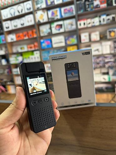 Foto və videokameralar: 180 dərəcə çönən kamera başlıqı ilə həm özünüzü həmdə qarşı tərəfi — 3