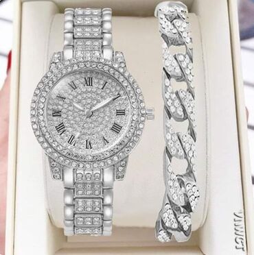 Setovi nakita: Komplet sa satom
Cena:2200din — 5