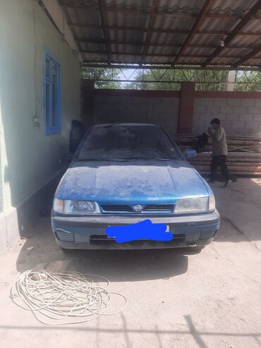 портер на прадажу: Nissan Sunny: 1995 г., 1.8 л, Механика, Дизель, Хэтчбэк