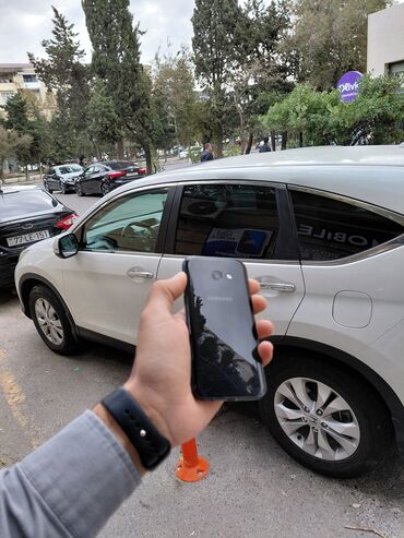 samsung galaxy a3 2016: Samsung Galaxy A5 2017, 32 GB, rəng - Qara, Düyməli, Sensor, Barmaq izi